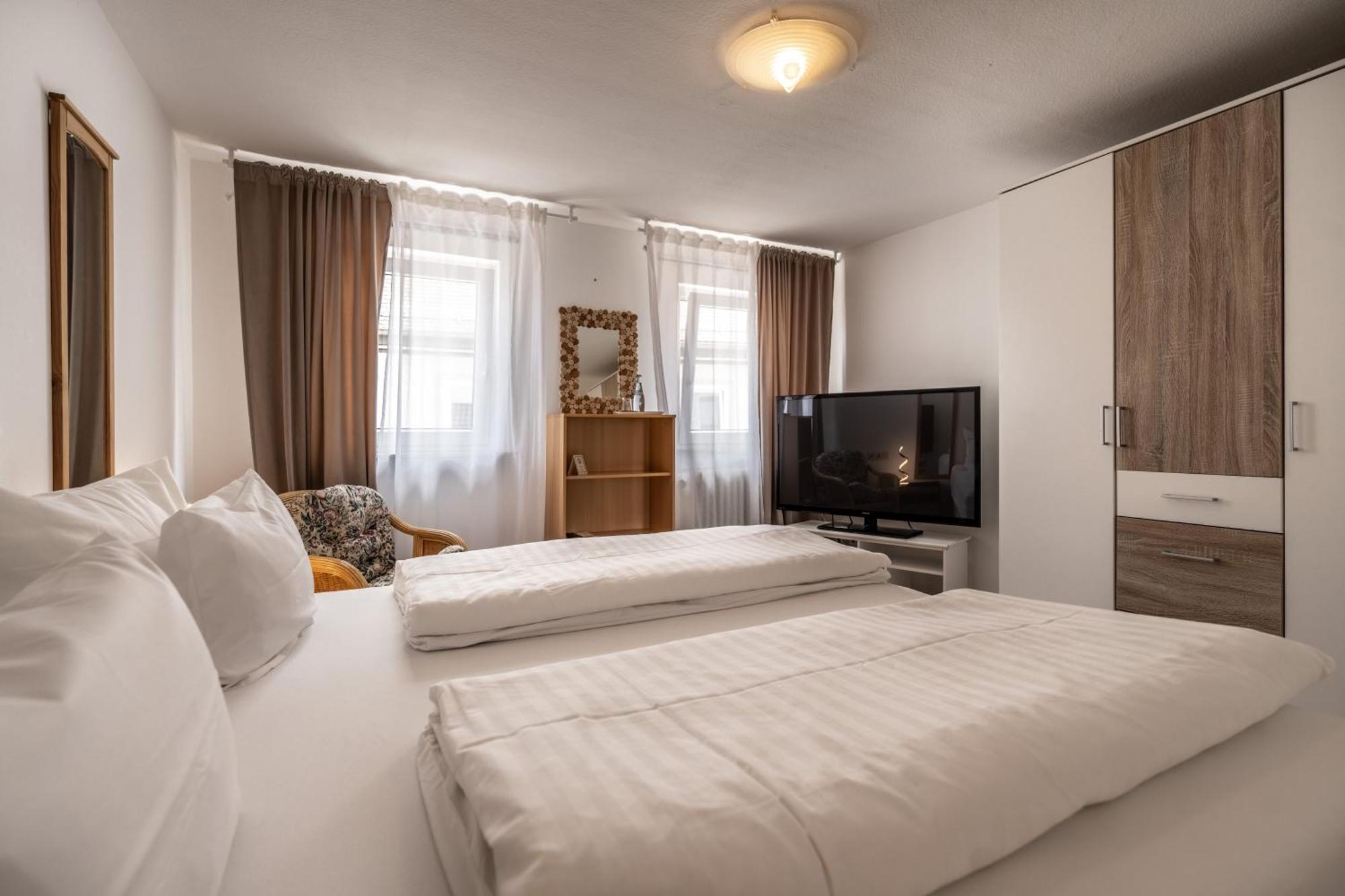 Hotel Ochsen Bad Saulgau Bagian luar foto