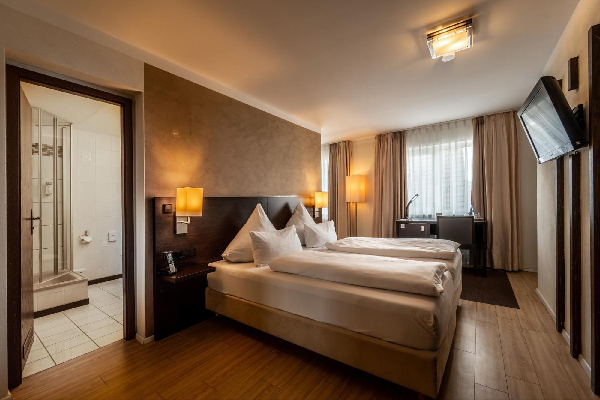 Hotel Ochsen Bad Saulgau Bagian luar foto