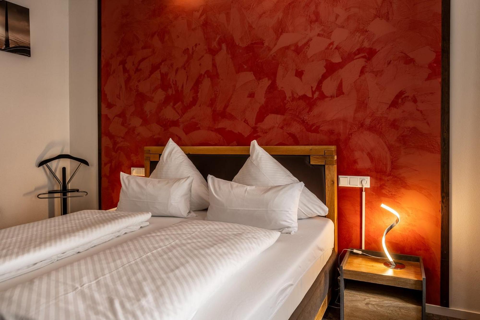 Hotel Ochsen Bad Saulgau Bagian luar foto