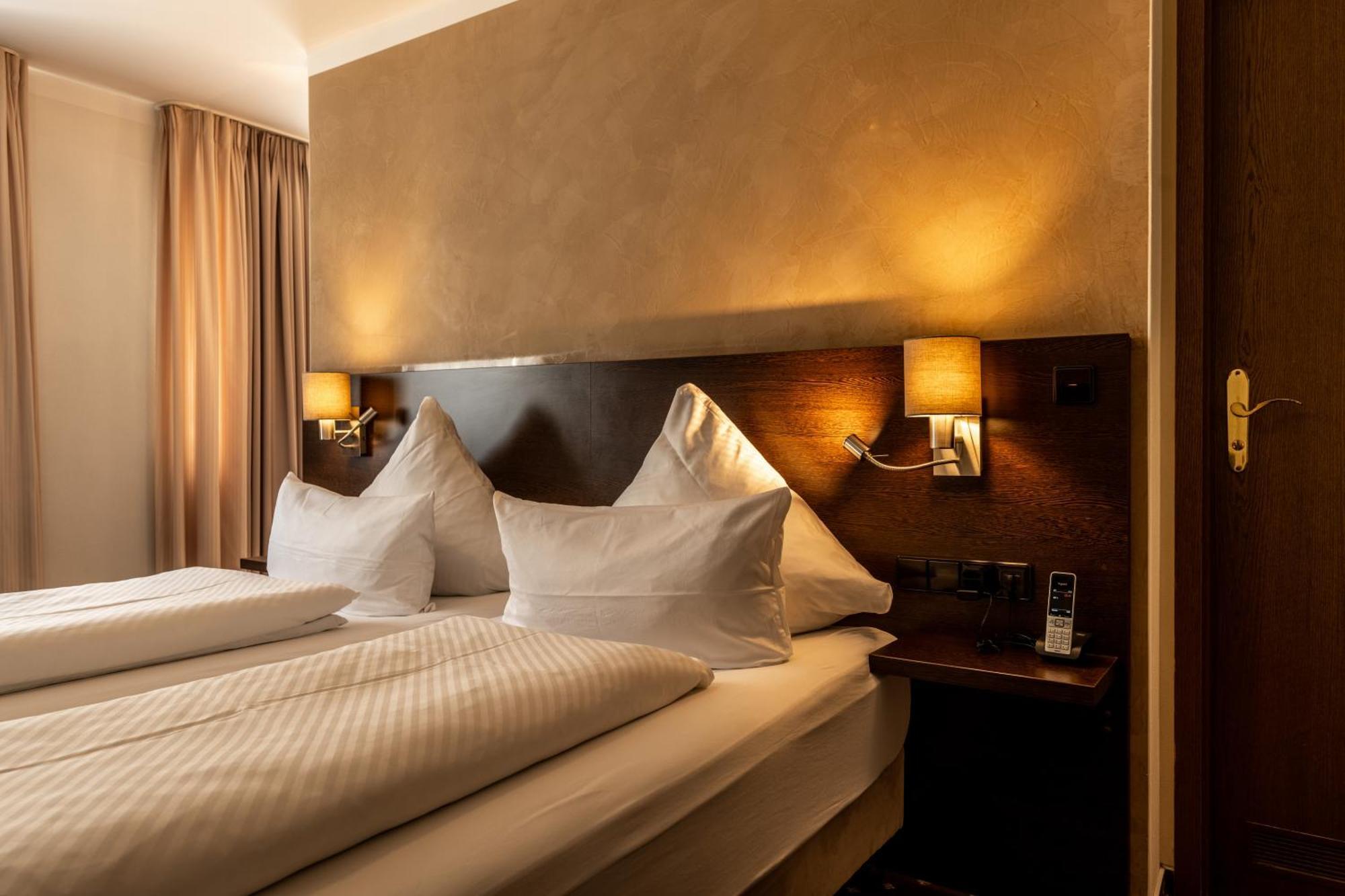 Hotel Ochsen Bad Saulgau Bagian luar foto